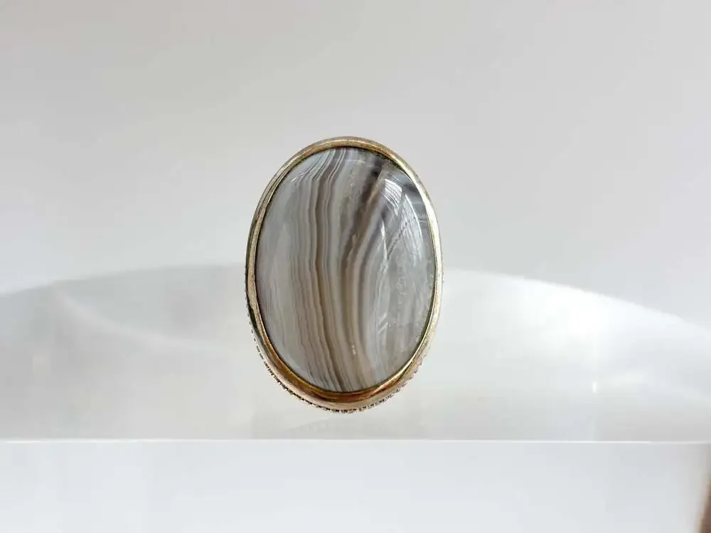 Grey Banded Agate Polished Cabochon Gemstone Sterling Silver 925 Vintage Ring -
